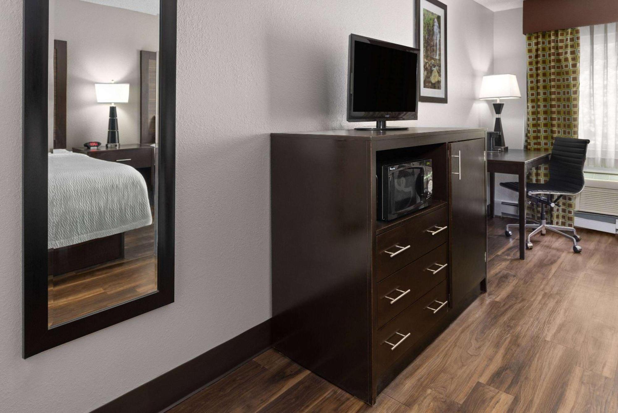 La Quinta Inn By Wyndham Buffalo Airport Williamsville Exterior foto