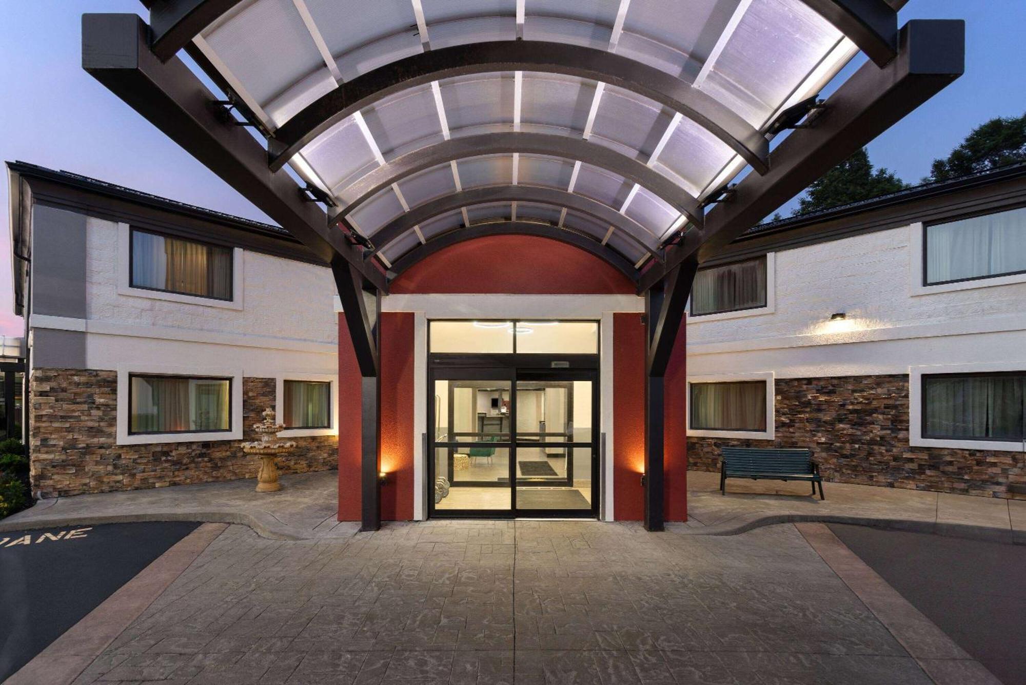 La Quinta Inn By Wyndham Buffalo Airport Williamsville Exterior foto